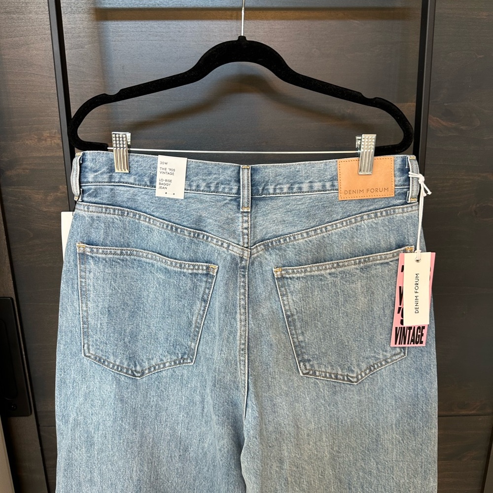 Denim Forum Blue Relaxed Jeans Vintage-Inspired - Picture 5 of 6